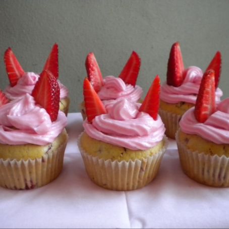 CUPCAKES FRAGOLE E CIOCCOLATO