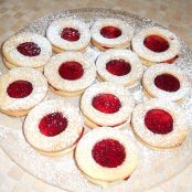 Biscotti con marmellata