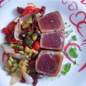 TAGLIATA DI TONNO CON DADOLATA DI VERDURE