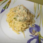 LINGUINE AGLIO OLIO PEPERONCINO E PANGRATTATO