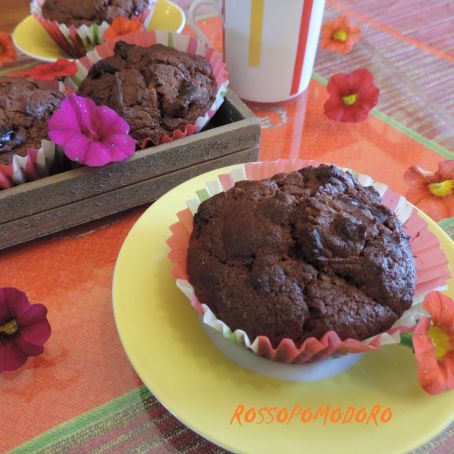 Muffin ricotta cioccolato e datteri