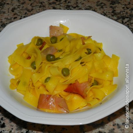 Fettuccine Speck e Piselli