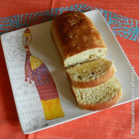 Pane dolce al miele e muesli