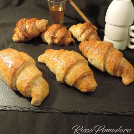 Cornetti integrali al miele