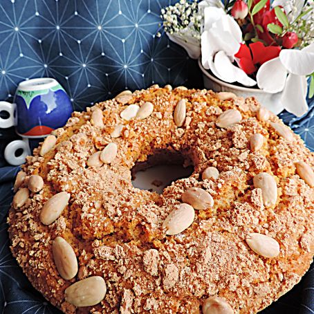 Ciambella alle carote con ricotta e amaretti