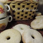 Ciambelline alla panna e mandorle