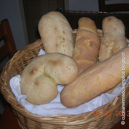 PANE   FRESCO FATTO IN CASA DI SEMOLA