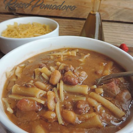 Minestra di legumi misti