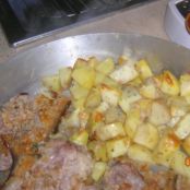 BISTECCHE DI PORCHETTO IN LATTE DI SOIA AL FORNO CON PATATE...