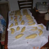 CROISSANT FARCITI E NON   a modo mio..con lievitazione naturale - Tappa 1