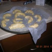 CROISSANT FARCITI E NON   a modo mio..con lievitazione naturale - Tappa 2