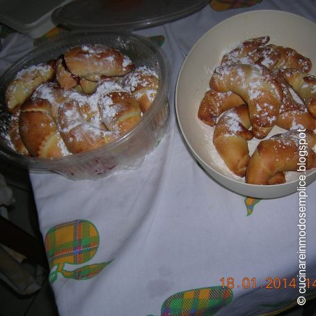 CROISSANT FARCITI E NON   a modo mio..con lievitazione naturale