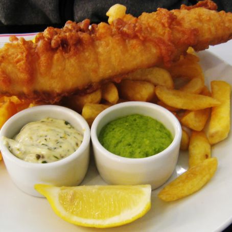 FISH AND CHIPS AND FISH CAKE