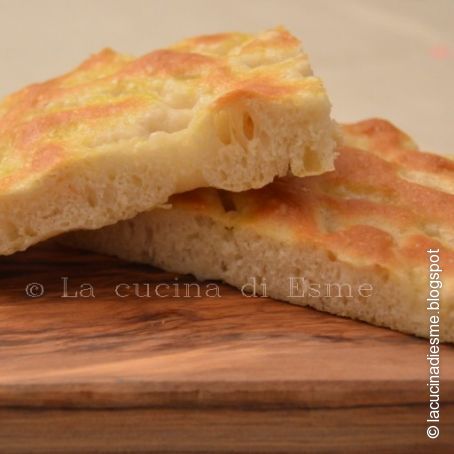 Focaccia bianca senza impasto