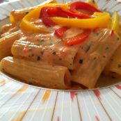 PASTA IN CREMA DI PEPERONI