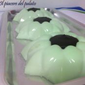 Panna cotta alla menta con crema al cioccolato