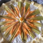 Torta salata con fiori di zucchina