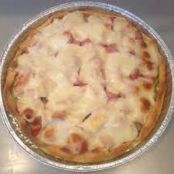 Torta rustica funghi, wurstel e mozzarella