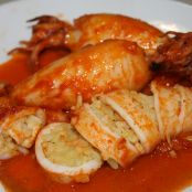 Calamari ripieni al sugo