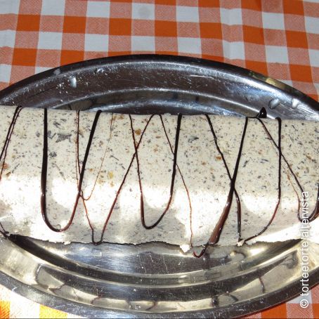 Semifreddo all'amaretto