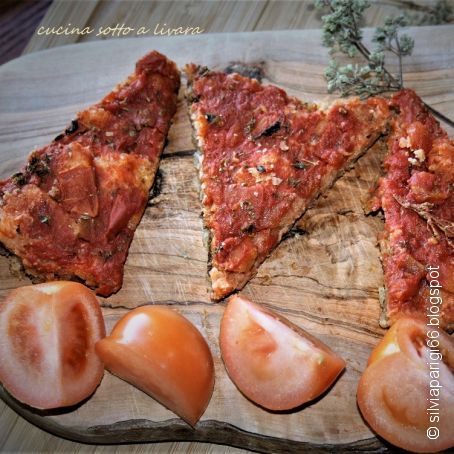 Pizza di pane