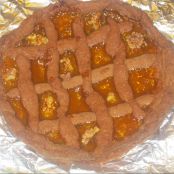 Crostata di cacao con confettura di pesche