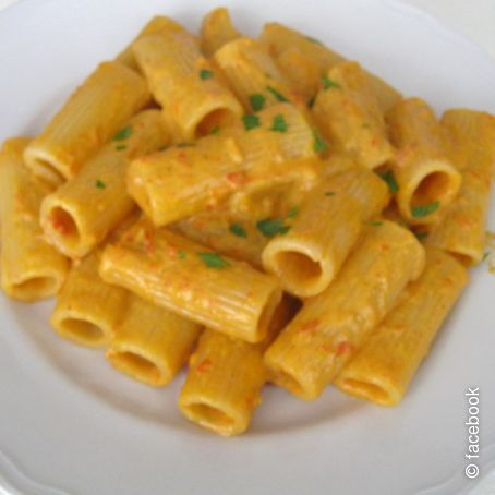 Rigatoni con crema di peperoni