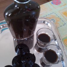 Liquore alla liquirizia