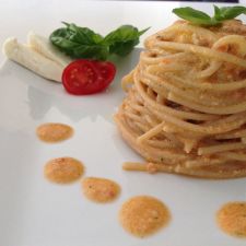 Spaghetti integrali Crescenza e Pomodoro