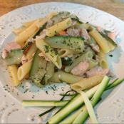 Pennette salmone e zucchine