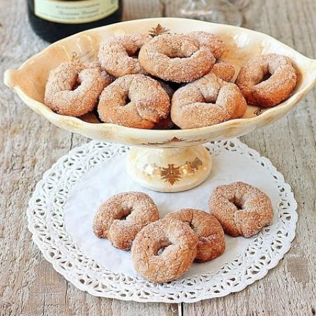 Ciambelline al vino