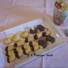 Pasticcini di frolla montata