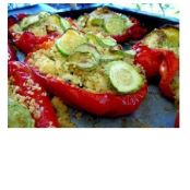 Peperoni con couscous e zucchine