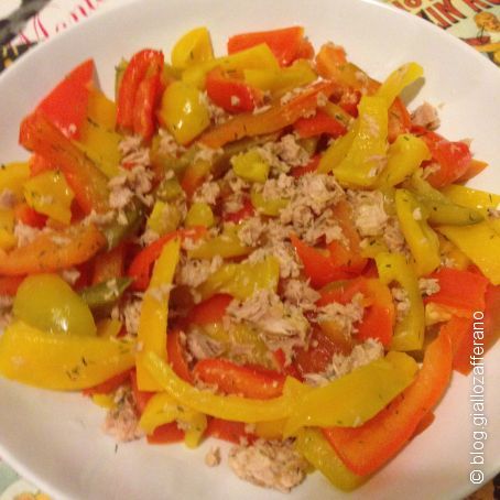 Insalata di peperoni e tonno