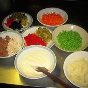 Salata Boeuf (ricetta rumena) - Tappa 1