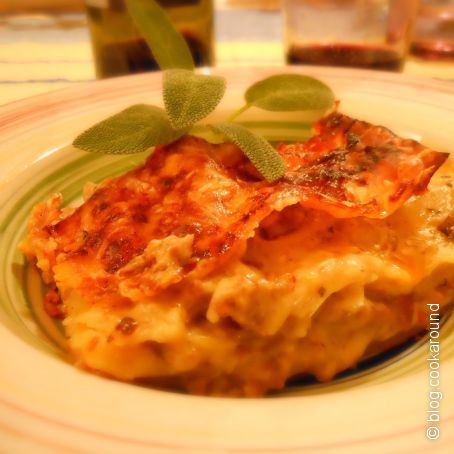 Cilindri di Lasagna al Prosciutto e Cacio