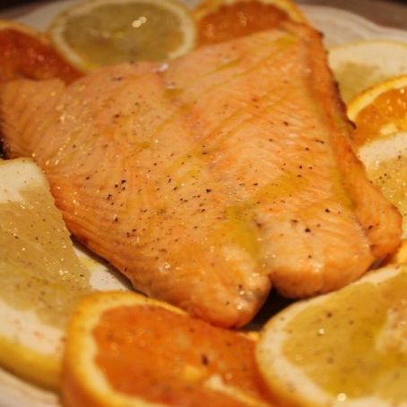 Salmone marinato agli agrumi