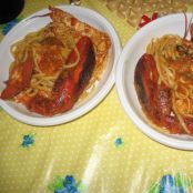 Linguine con astice e sugo di pomodori freschi