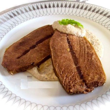 ARROSTO DI MANZO CON CREMA DI FUNGHI E FINOCCHI GRATINATI