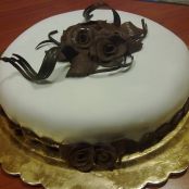 CIOCCOLATO PLASTICO E MARZAPANE