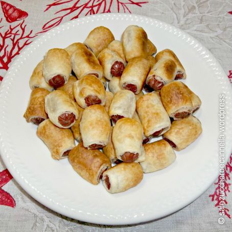 Mini hot dog in sfoglia