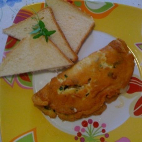 Omelette con tonno e formaggio