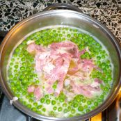 piselli al prosciutto