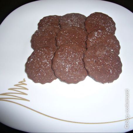 Biscotti al cioccolato tipo Pan di stelle