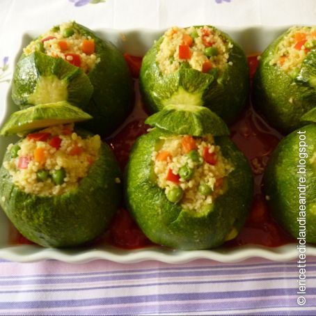 ZUCCHINE RIPIENE CON COUS COUS