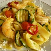 TAGLIATELLE CON MAZZANCOLLE E ZUCCHINE