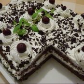 TORTA AL CACAO CON CREMA AL MASCARPONE E AMARENE - Tappa 2