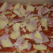 Pizza con le fette di pane duro - Tappa 4