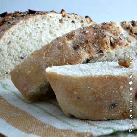 Pane alle noci con lievito naturale