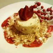 PANNA COTTA ALLE FRAGOLINE E ZUPPETTA AI FRUTTI DI BOSCO